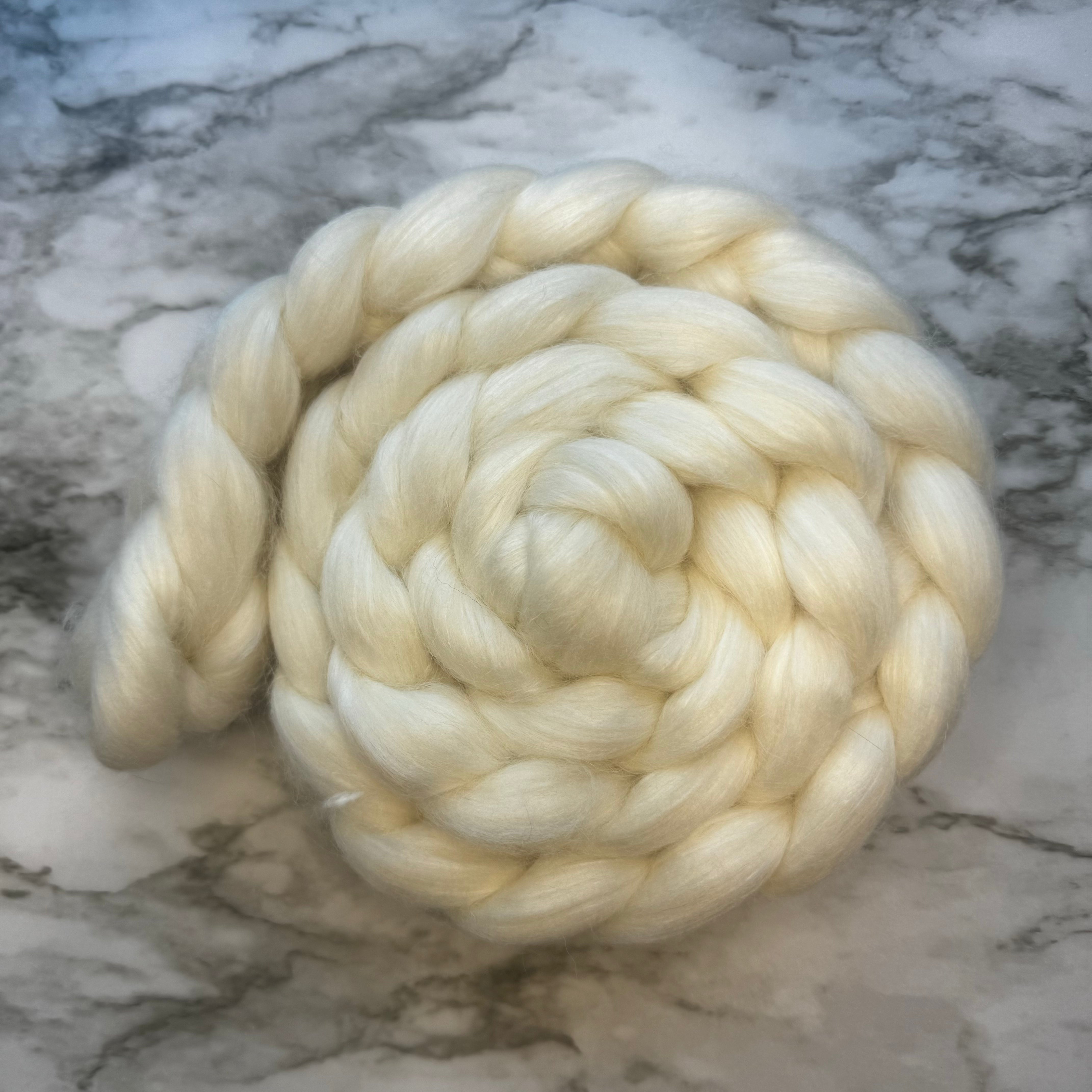 White Faced Woodland / Ramie / Bamboo / Llama